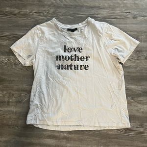 White “Love Mother Nature” printed t-shirt Forever 21 brand size Large